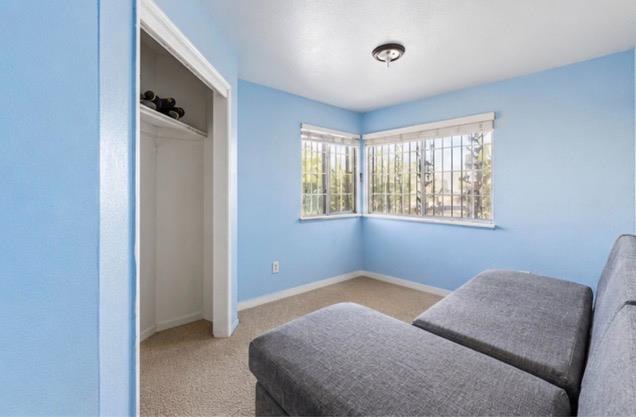 2596 Walnut St, Selma, CA 93662