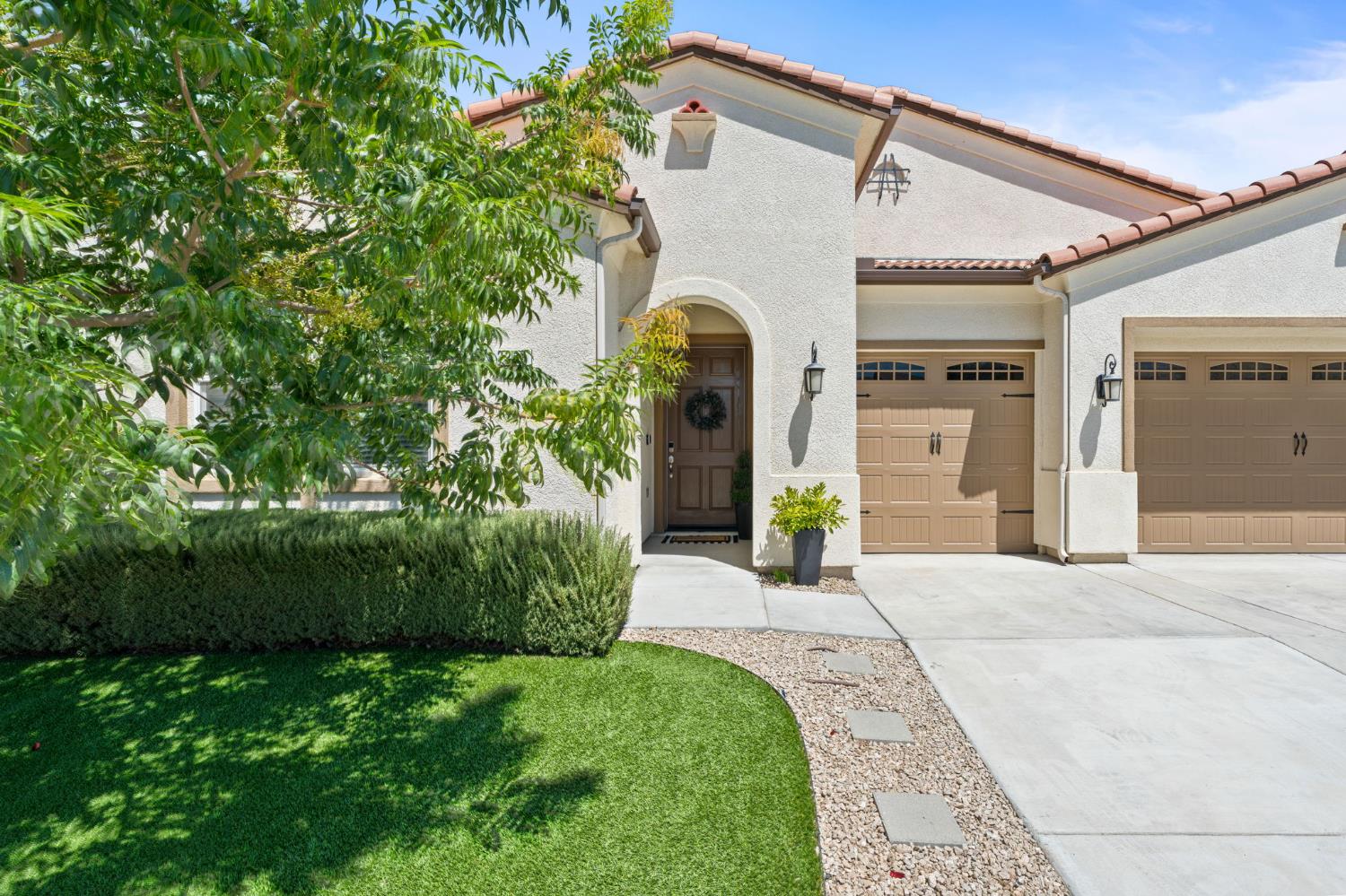 3283 Soledad Ave, Clovis, CA 93619
