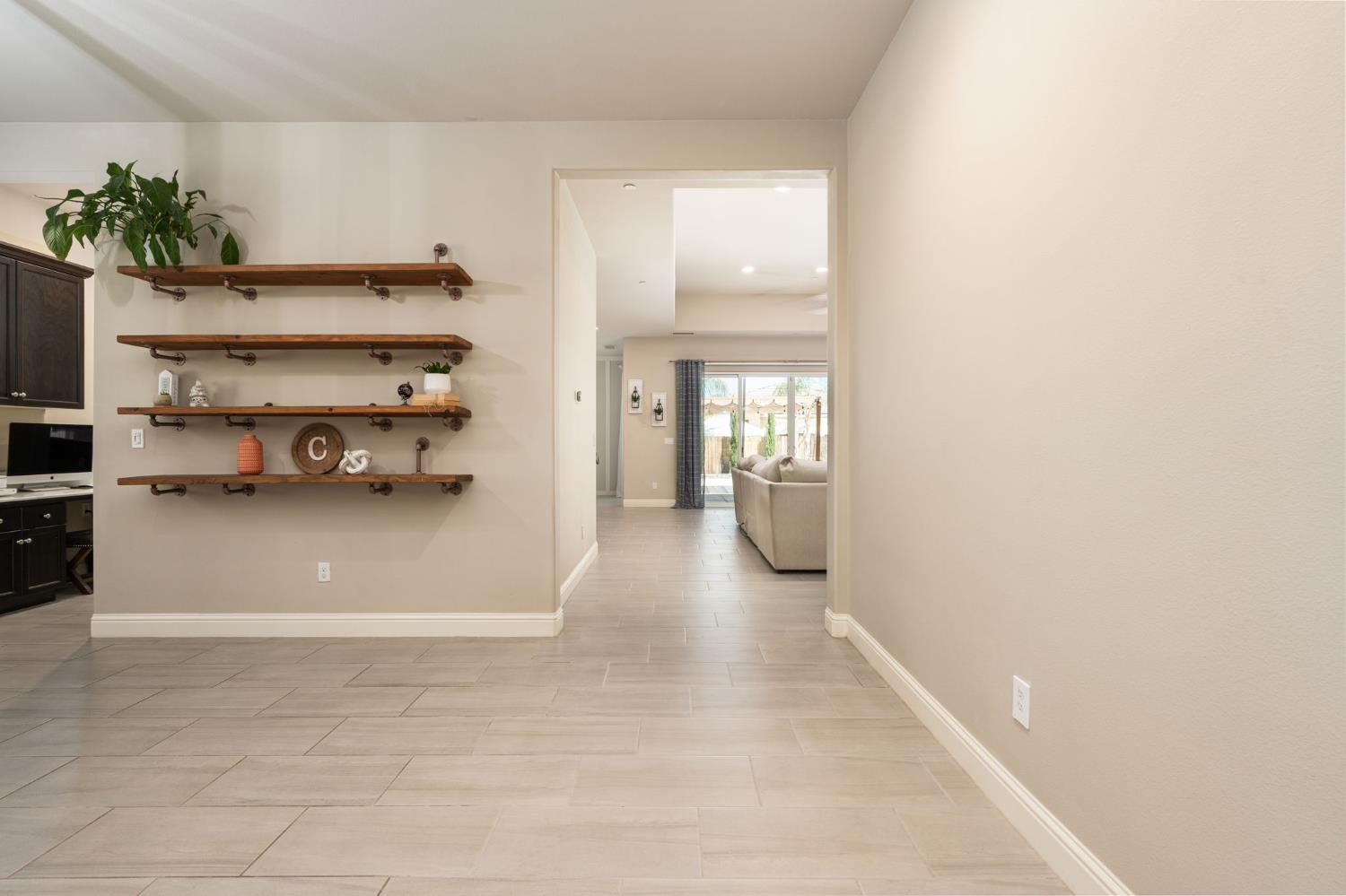 3283 Soledad Ave, Clovis, CA 93619