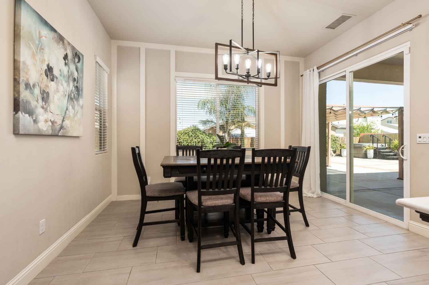 3283 Soledad Ave, Clovis, CA 93619