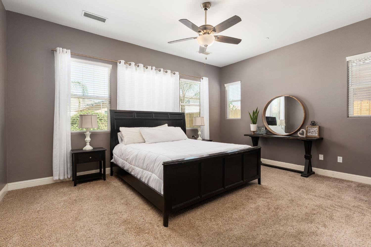 3283 Soledad Ave, Clovis, CA 93619
