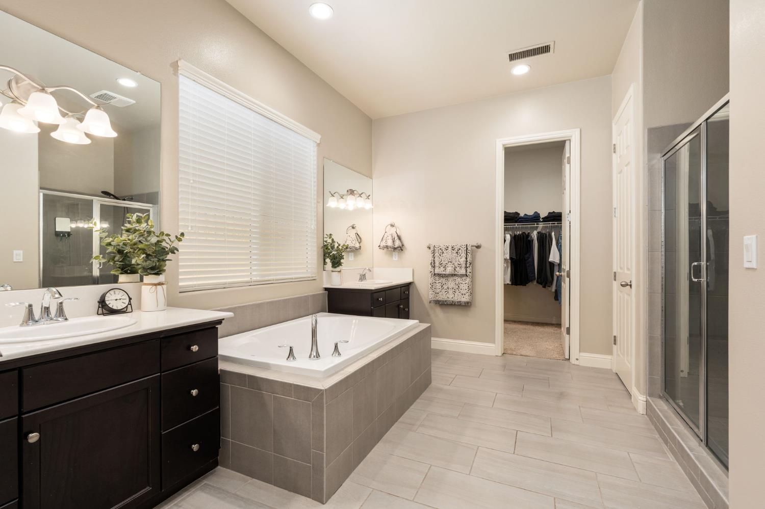 3283 Soledad Ave, Clovis, CA 93619