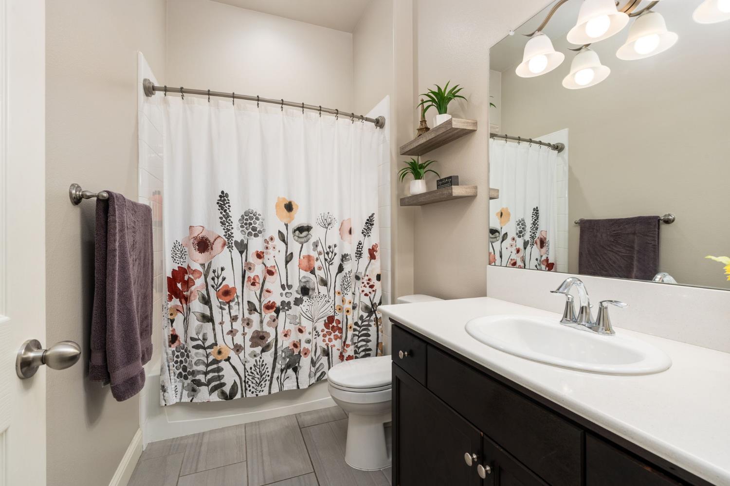3283 Soledad Ave, Clovis, CA 93619
