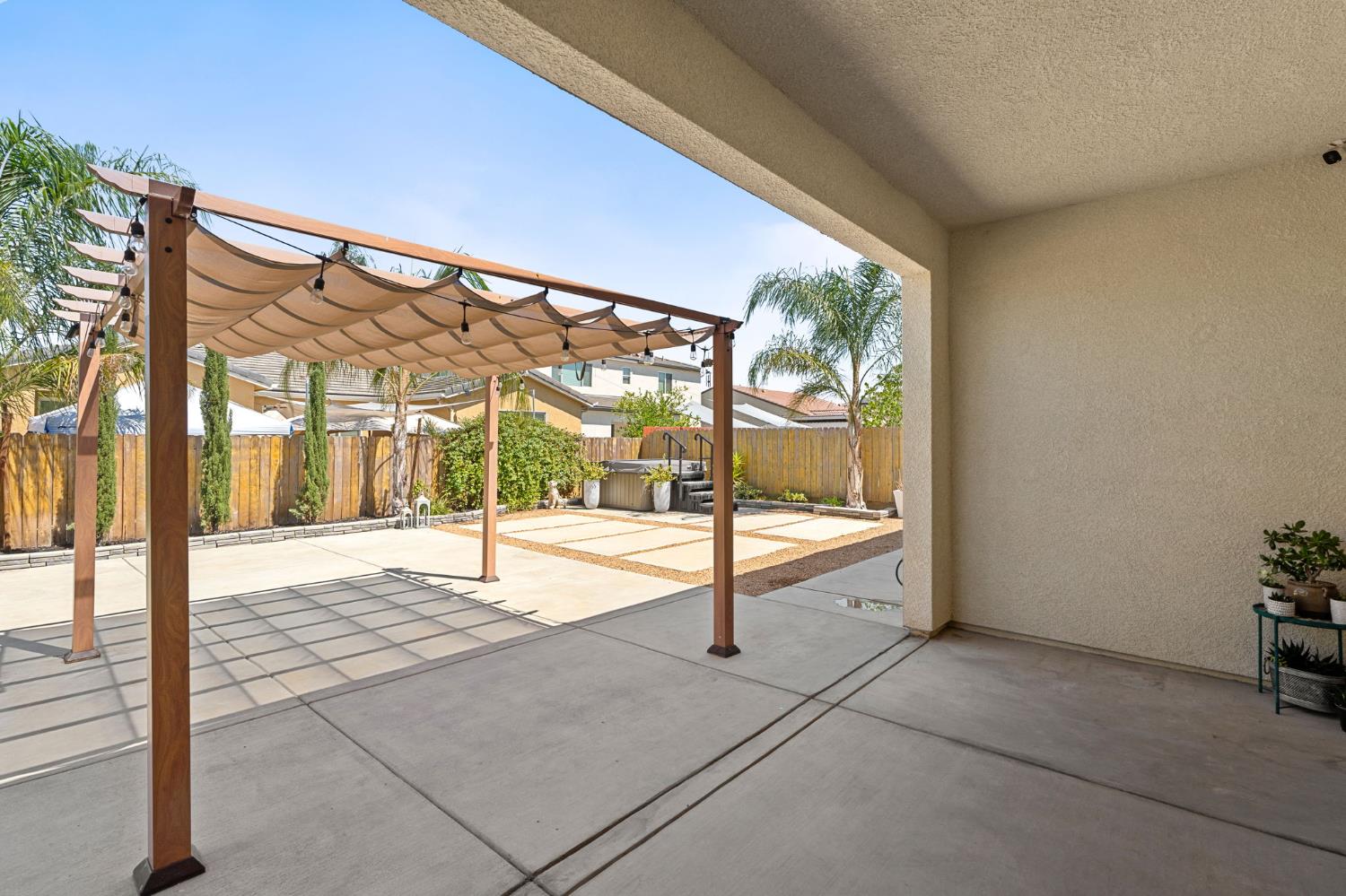 3283 Soledad Ave, Clovis, CA 93619