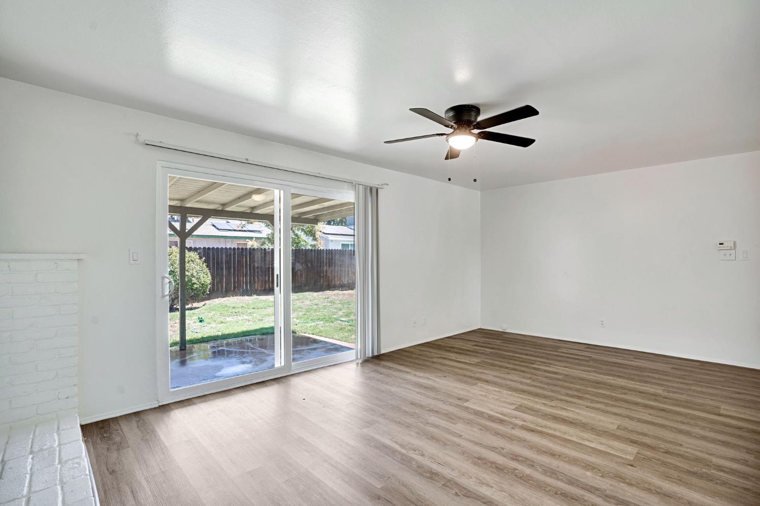 4326 N Gearhart Ave, Fresno, CA 93726