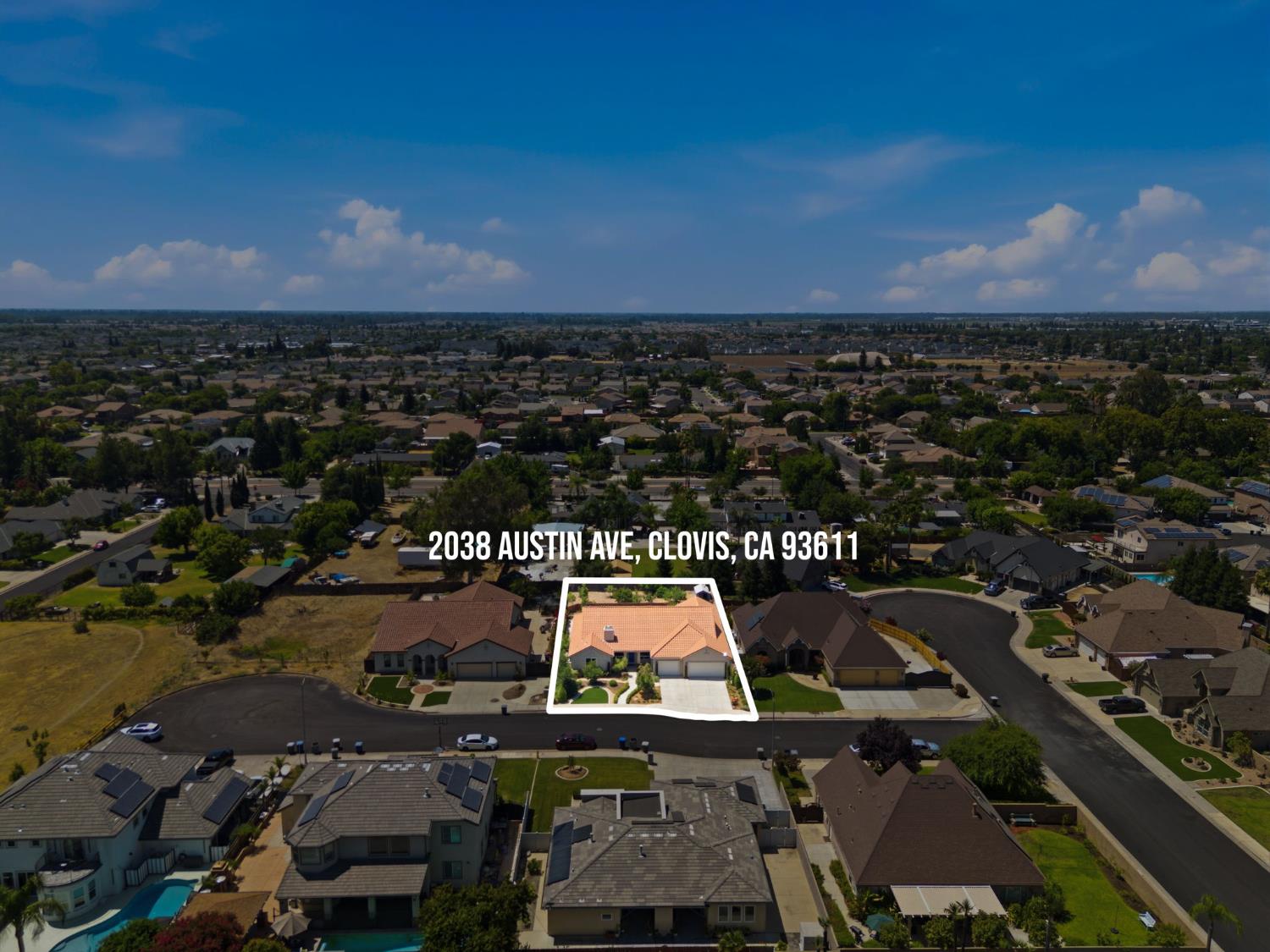 2038 Austin Ave, Clovis, CA 93611