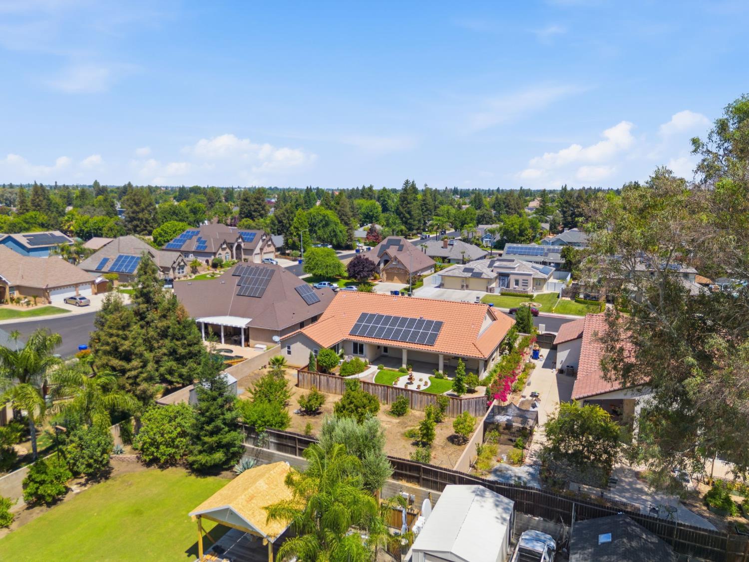 2038 Austin Ave, Clovis, CA 93611