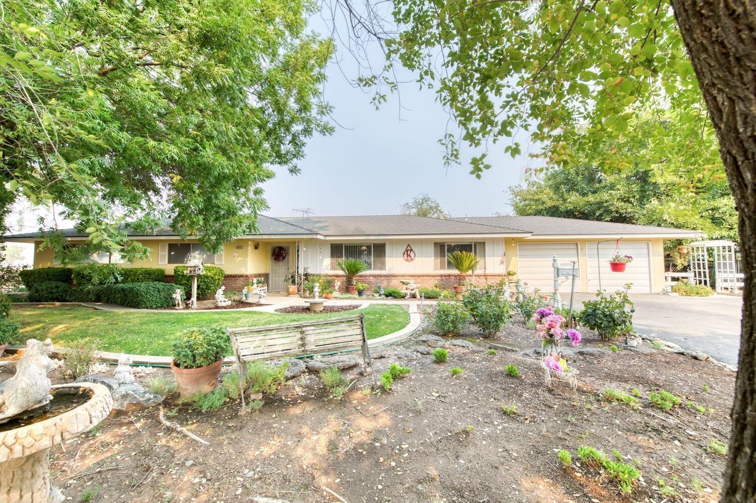 13338 E Herndon Ave, Clovis, CA 93619