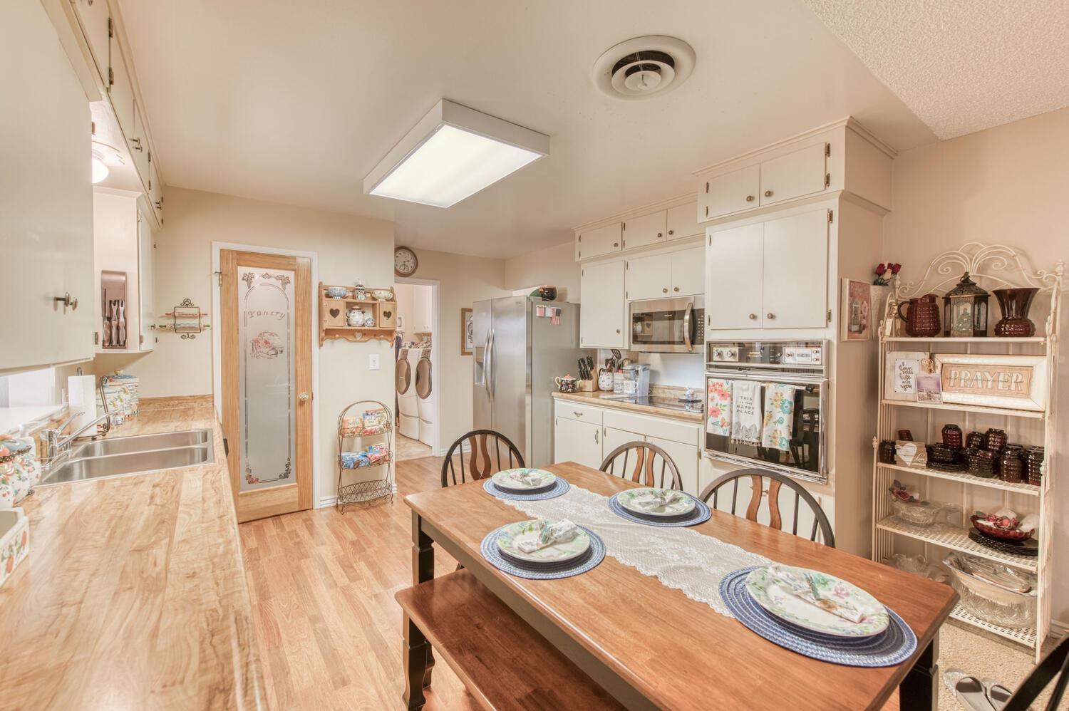 13338 E Herndon Ave, Clovis, CA 93619