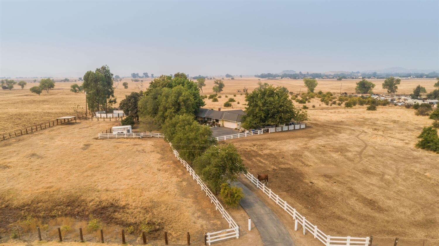 13338 E Herndon Ave, Clovis, CA 93619