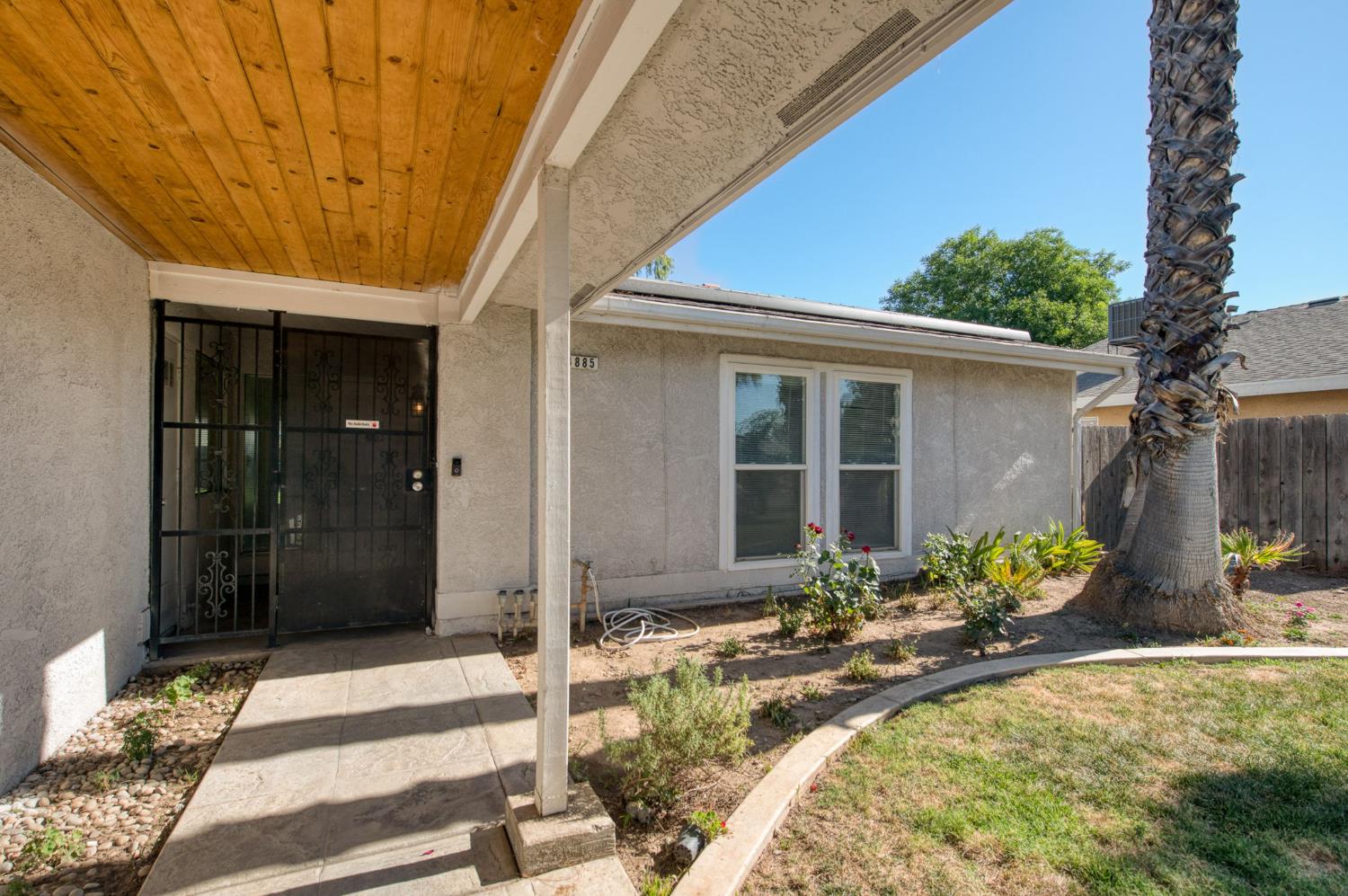 4885 E Atchison Ave, Fresno, CA 93725