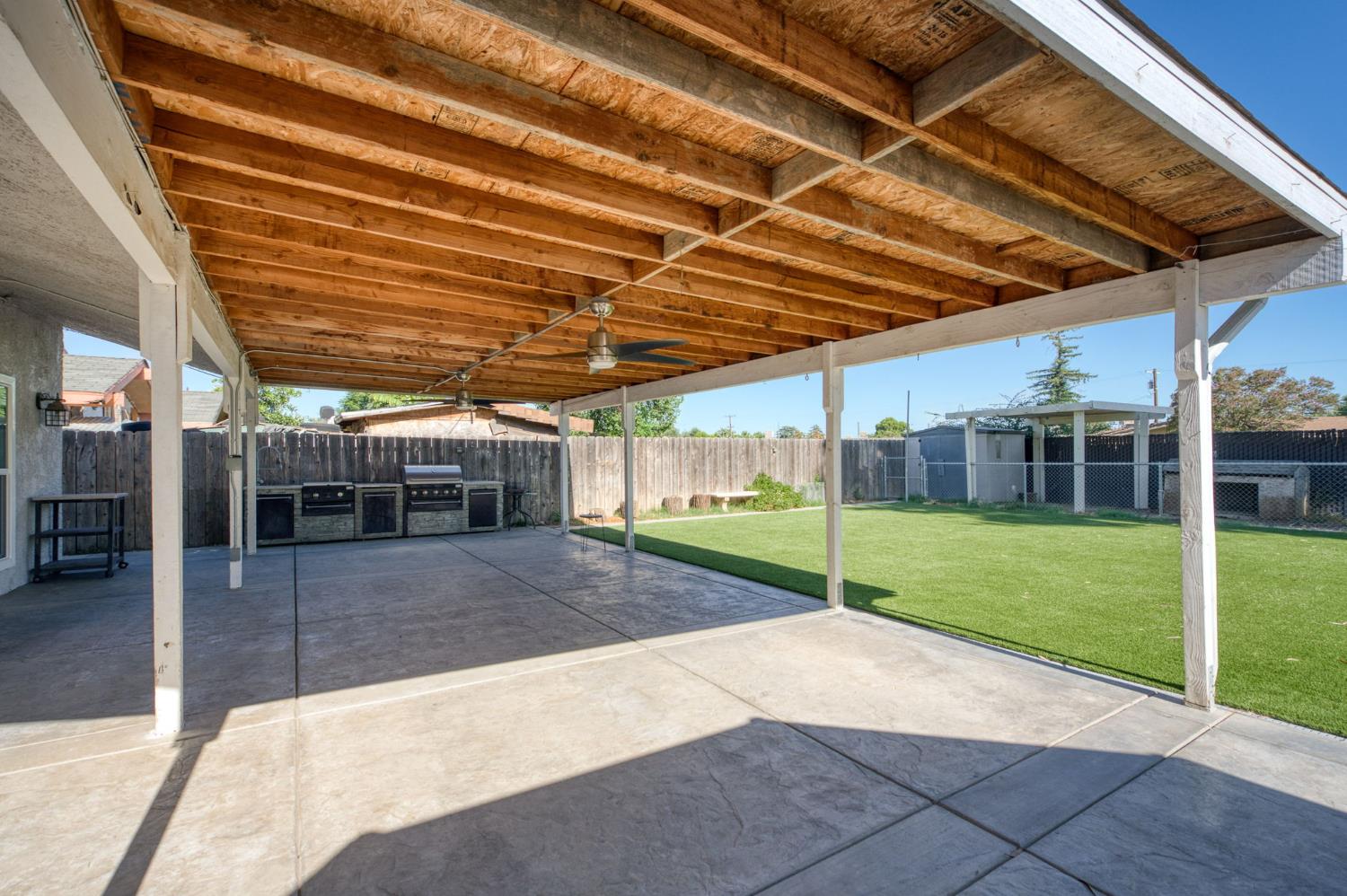 4885 E Atchison Ave, Fresno, CA 93725