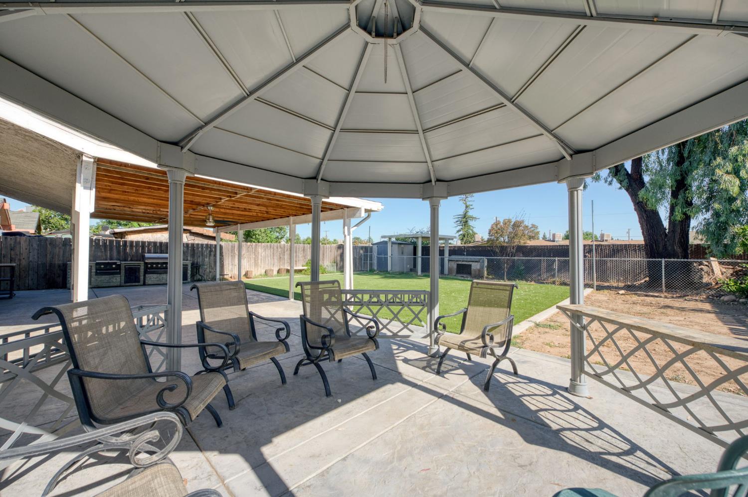 4885 E Atchison Ave, Fresno, CA 93725