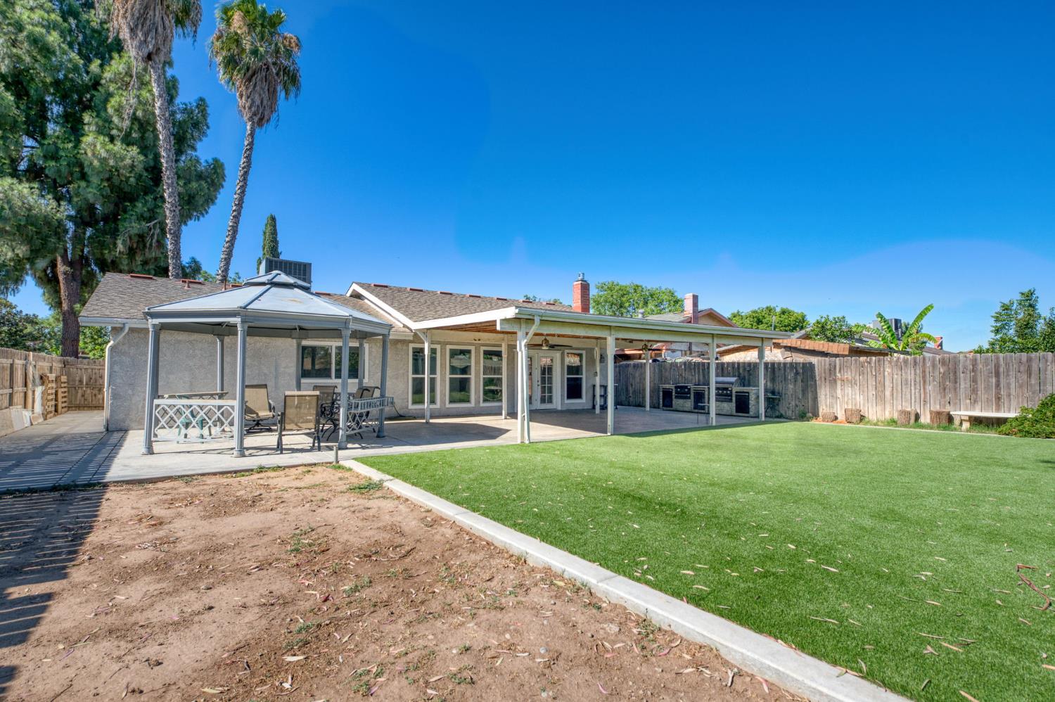 4885 E Atchison Ave, Fresno, CA 93725