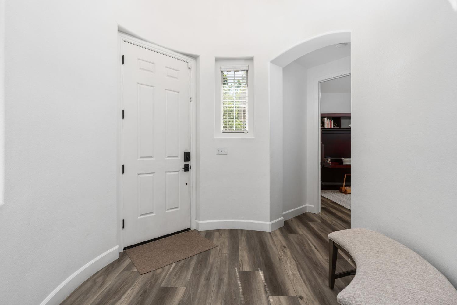 1840 N Duke Ave, Clovis, CA 93619