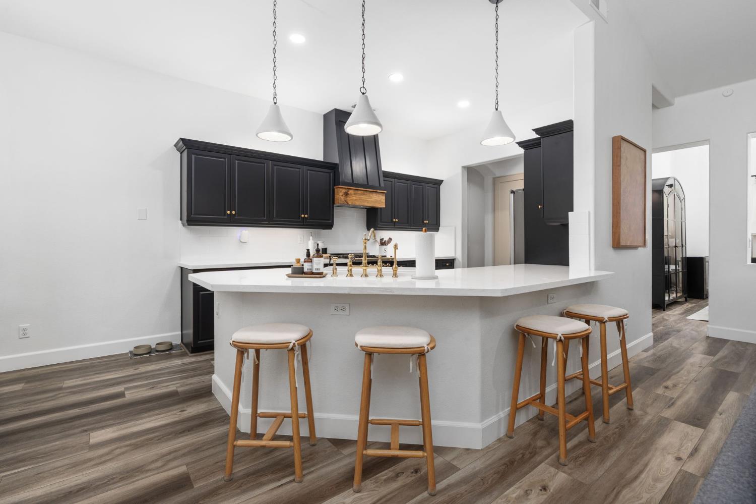 1840 N Duke Ave, Clovis, CA 93619