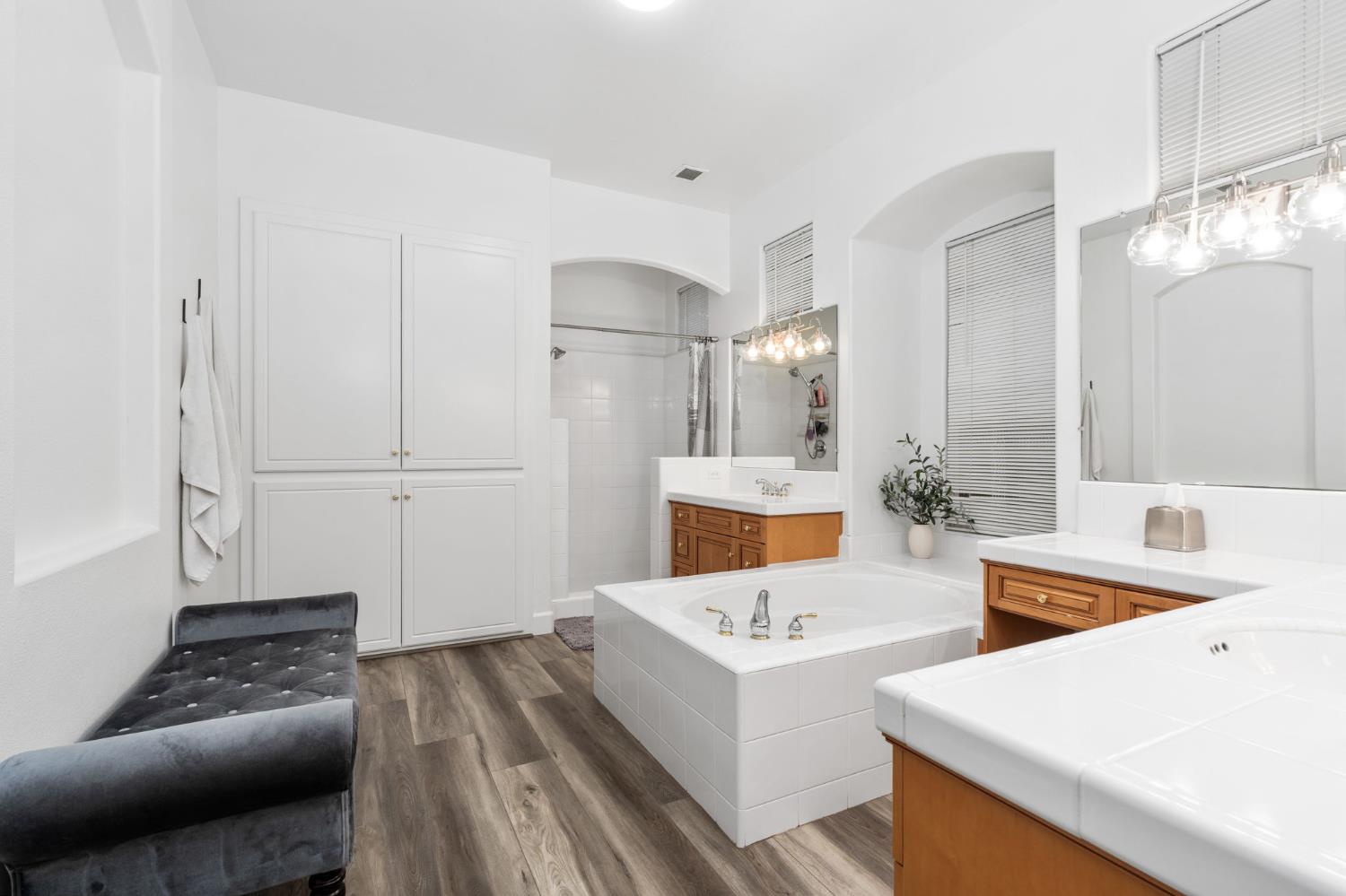1840 N Duke Ave, Clovis, CA 93619