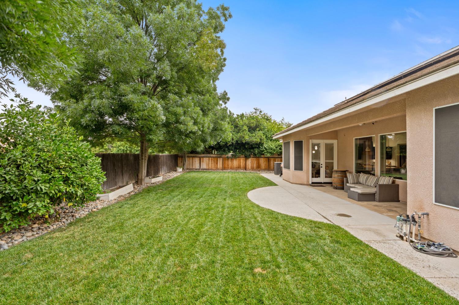 1840 N Duke Ave, Clovis, CA 93619