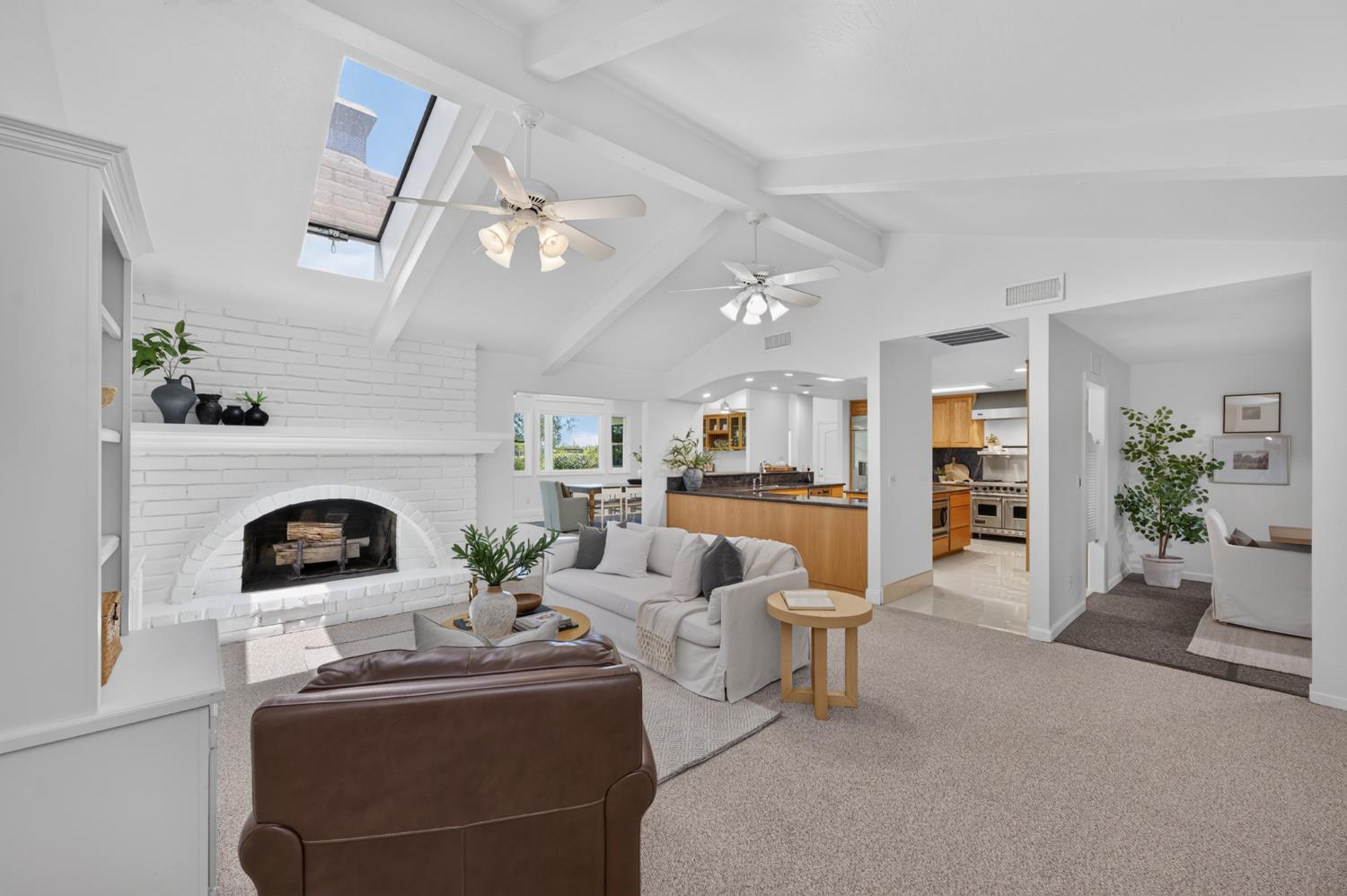 5648 E Dinuba Ave, Fowler, CA 93625