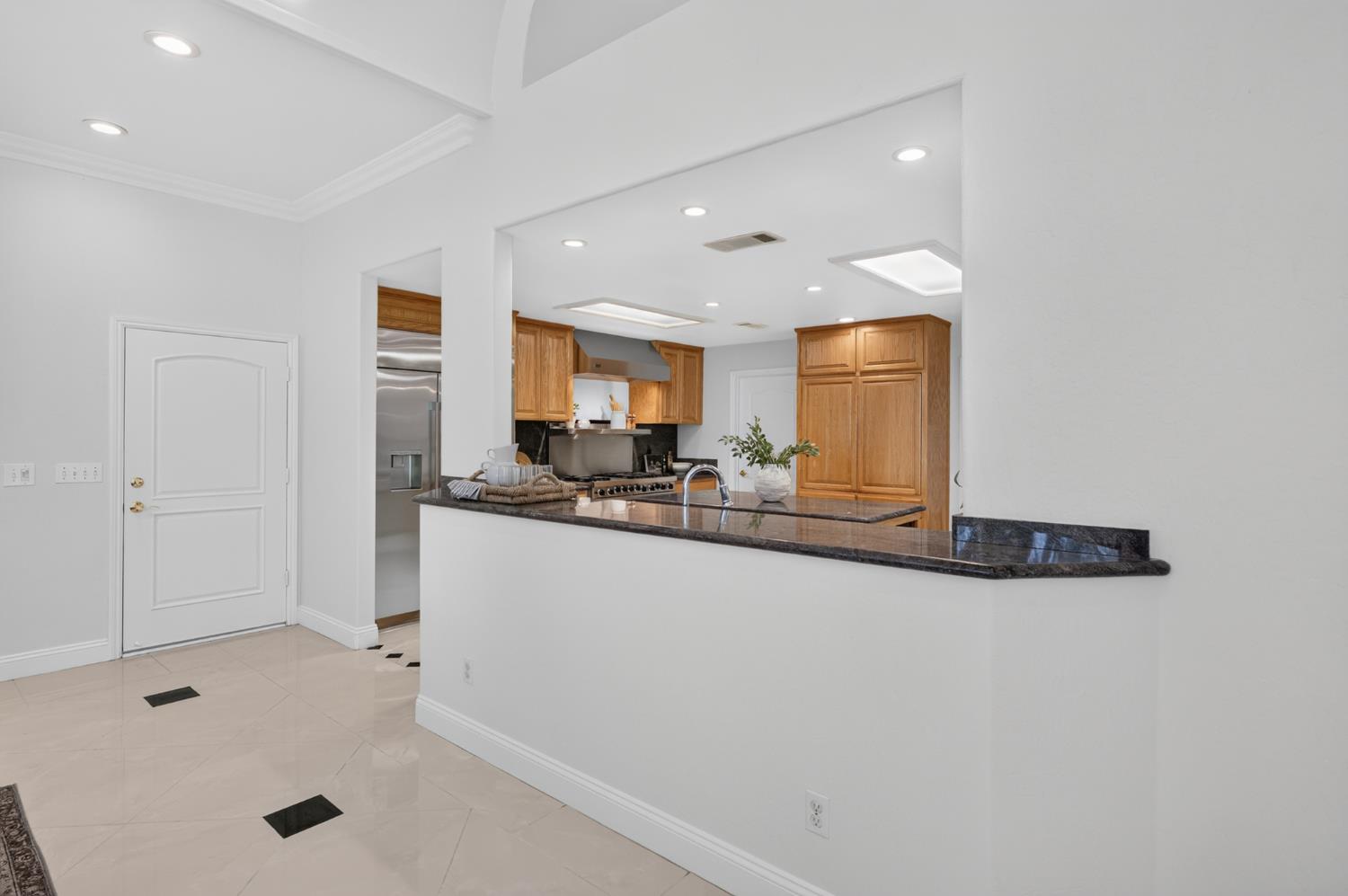 5648 E Dinuba Ave, Fowler, CA 93625