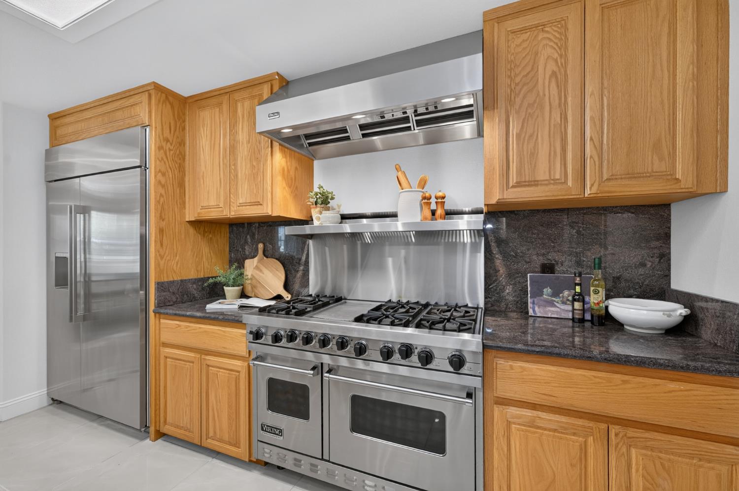 5648 E Dinuba Ave, Fowler, CA 93625