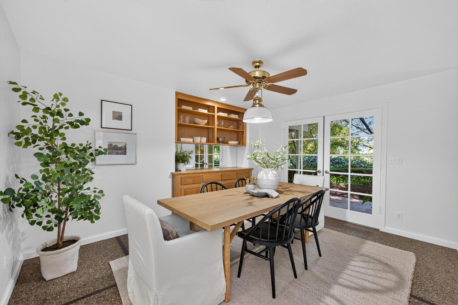 5648 E Dinuba Ave, Fowler, CA 93625
