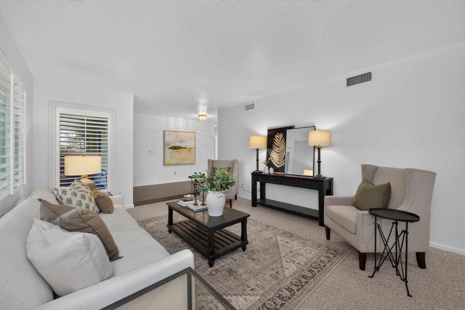 5648 E Dinuba Ave, Fowler, CA 93625