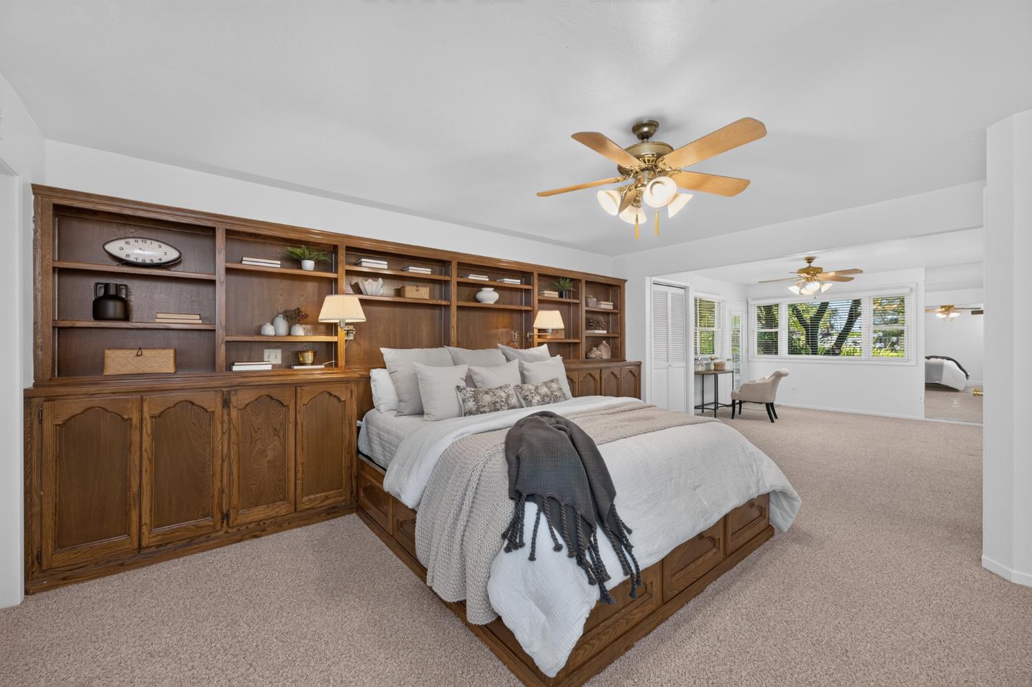 5648 E Dinuba Ave, Fowler, CA 93625