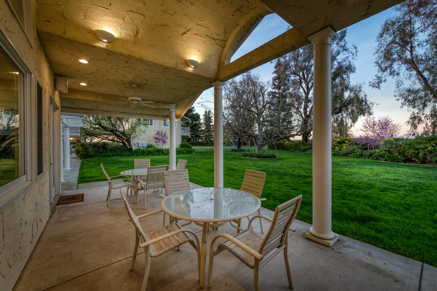 5648 E Dinuba Ave, Fowler, CA 93625