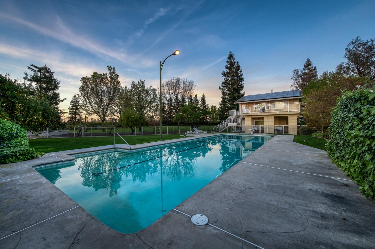 5648 E Dinuba Ave, Fowler, CA 93625