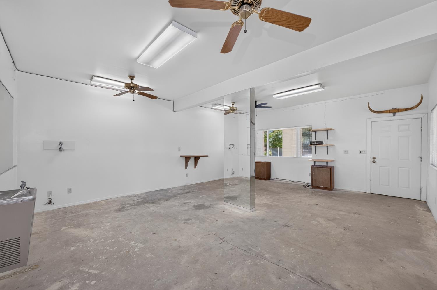 5648 E Dinuba Ave, Fowler, CA 93625