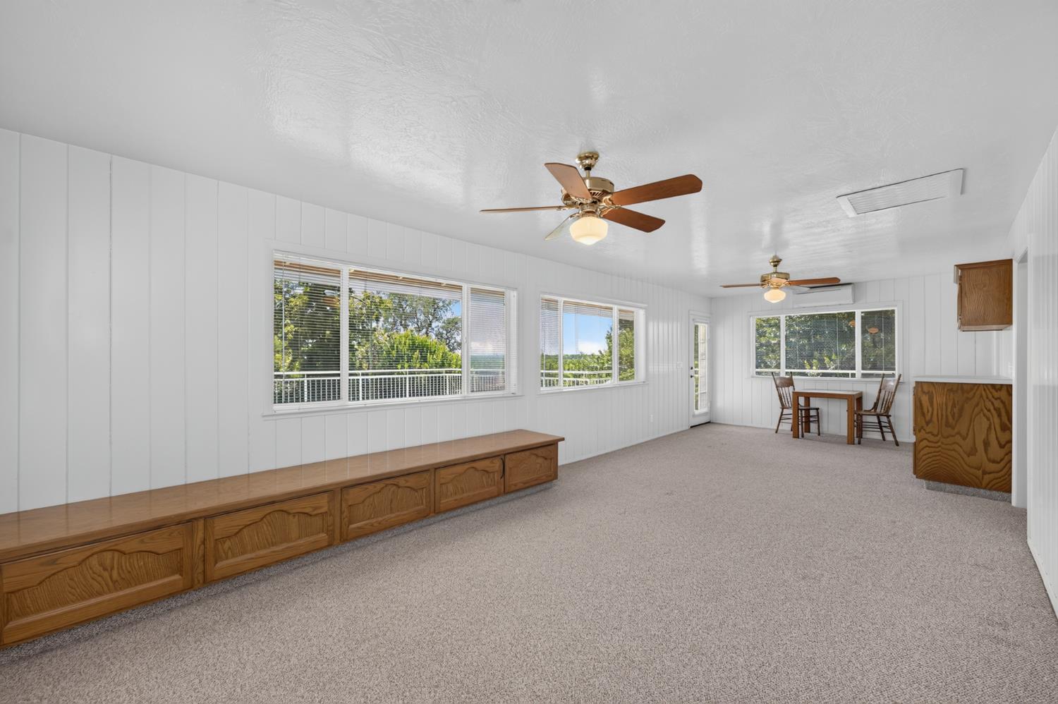 5648 E Dinuba Ave, Fowler, CA 93625