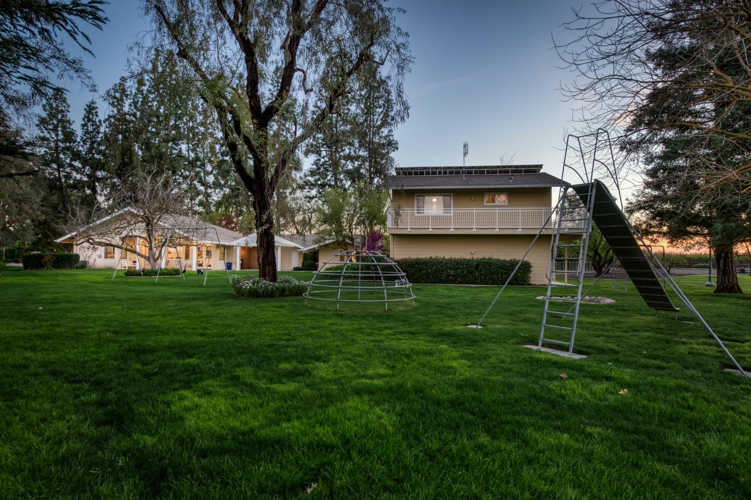 5648 E Dinuba Ave, Fowler, CA 93625
