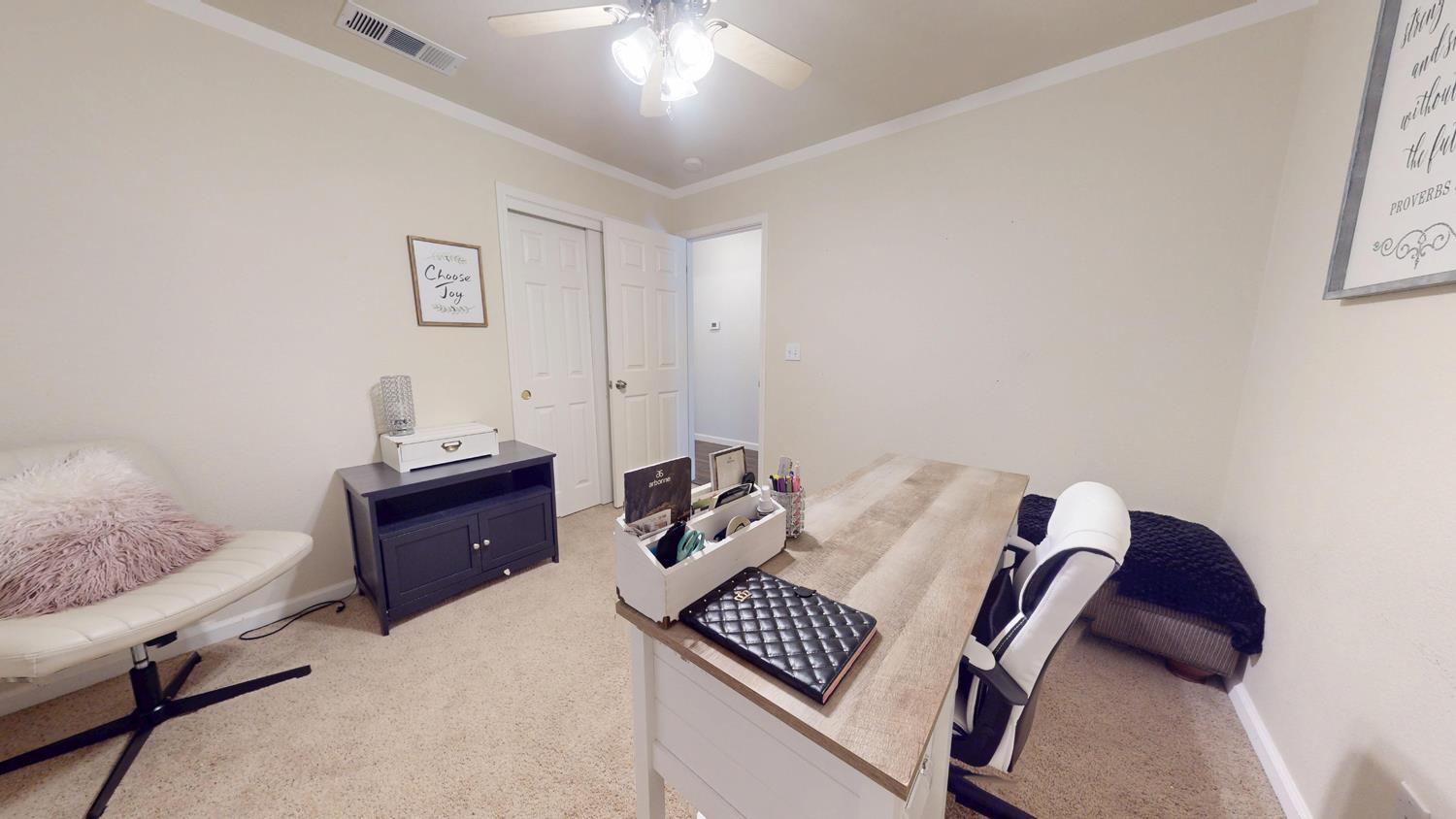 5829 W El Paso, Fresno, CA 93722