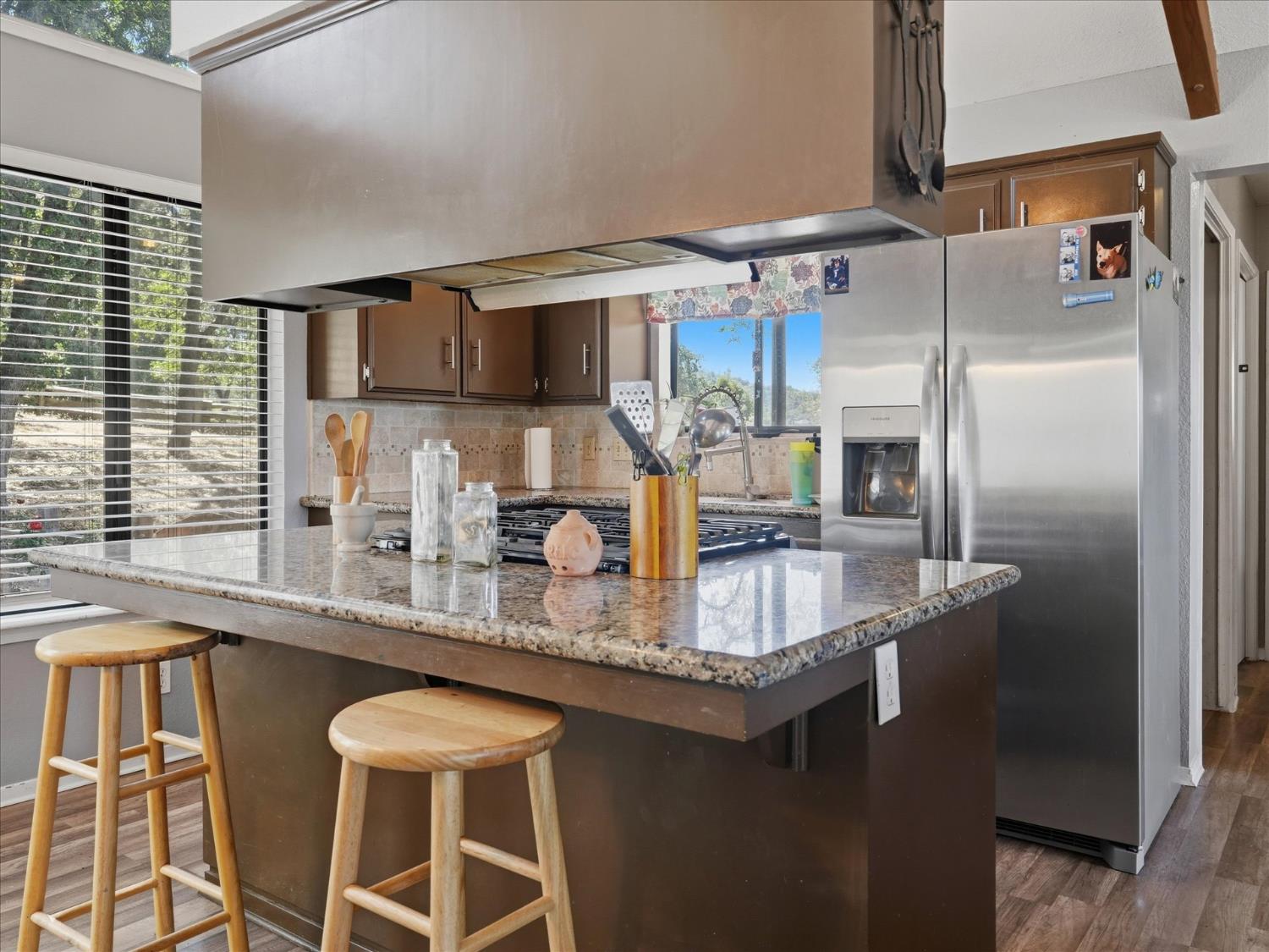 40528 Jean Rd W, Oakhurst, CA 93644