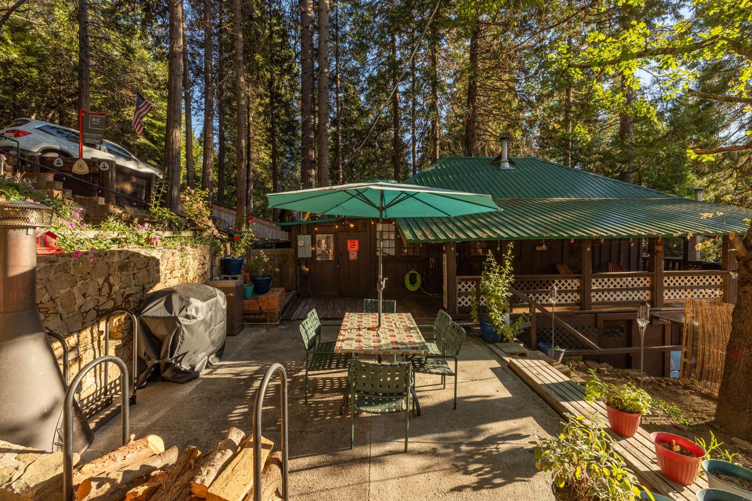 49988 Locust Rd, Oakhurst, CA 93644