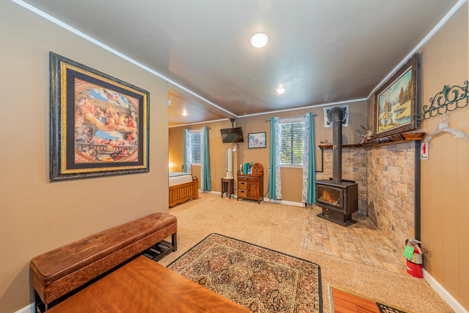 49988 Locust Rd, Oakhurst, CA 93644