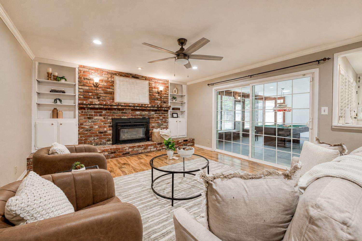 1108 E Sierra Ave, Fresno, CA 93710