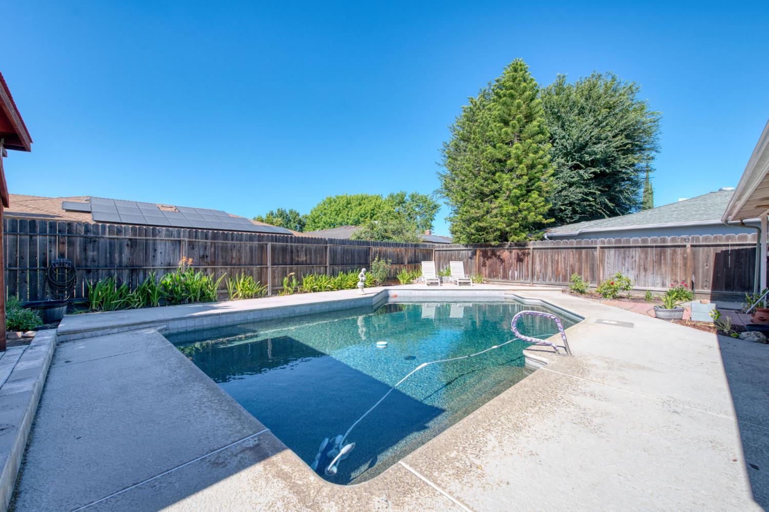 1108 E Sierra Ave, Fresno, CA 93710
