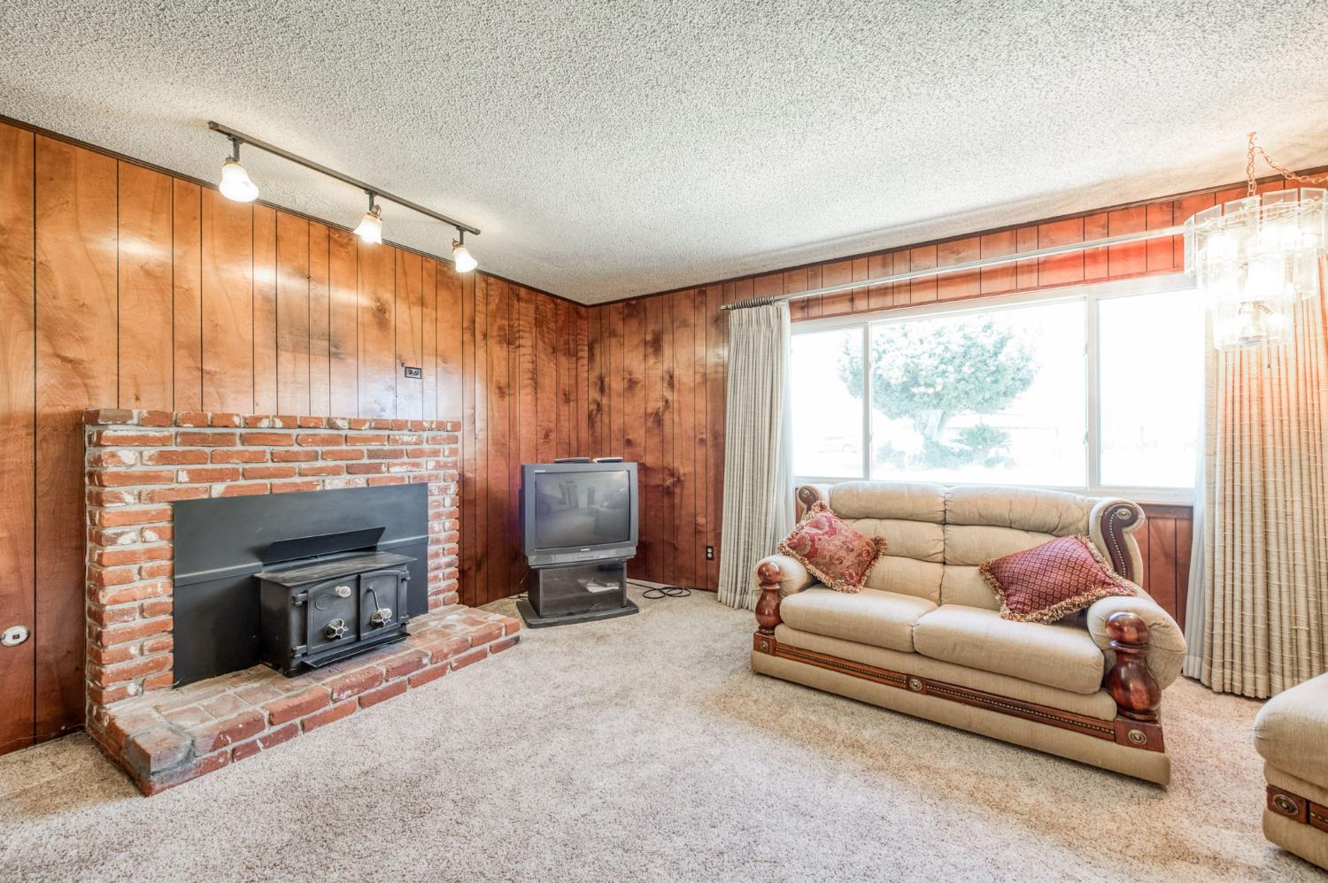 7895 W Mckinley Ave, Fresno, CA 93723