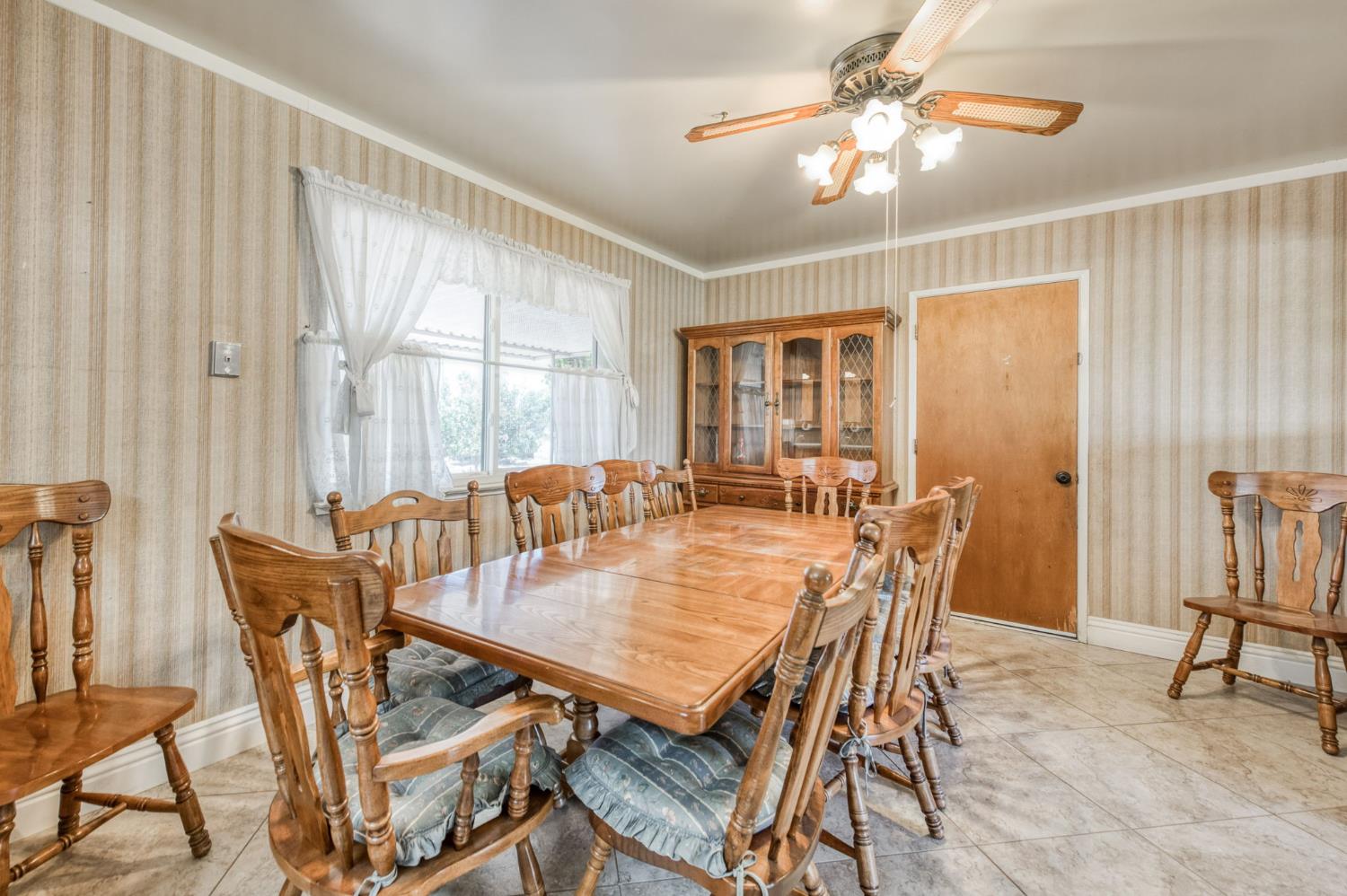 7895 W Mckinley Ave, Fresno, CA 93723