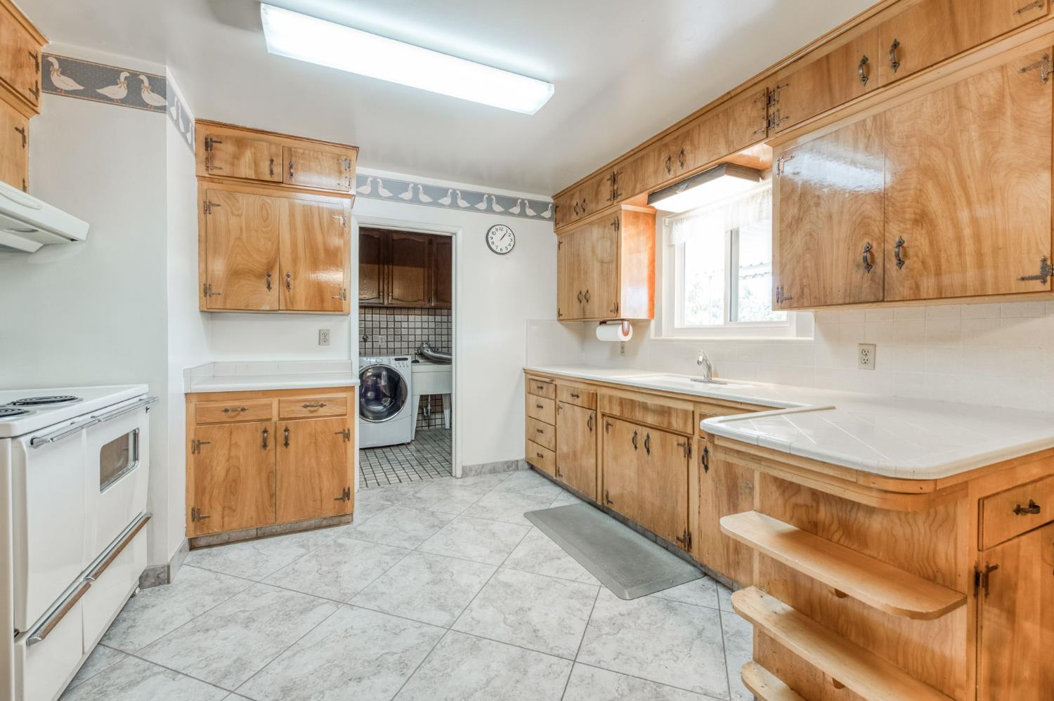 7895 W Mckinley Ave, Fresno, CA 93723