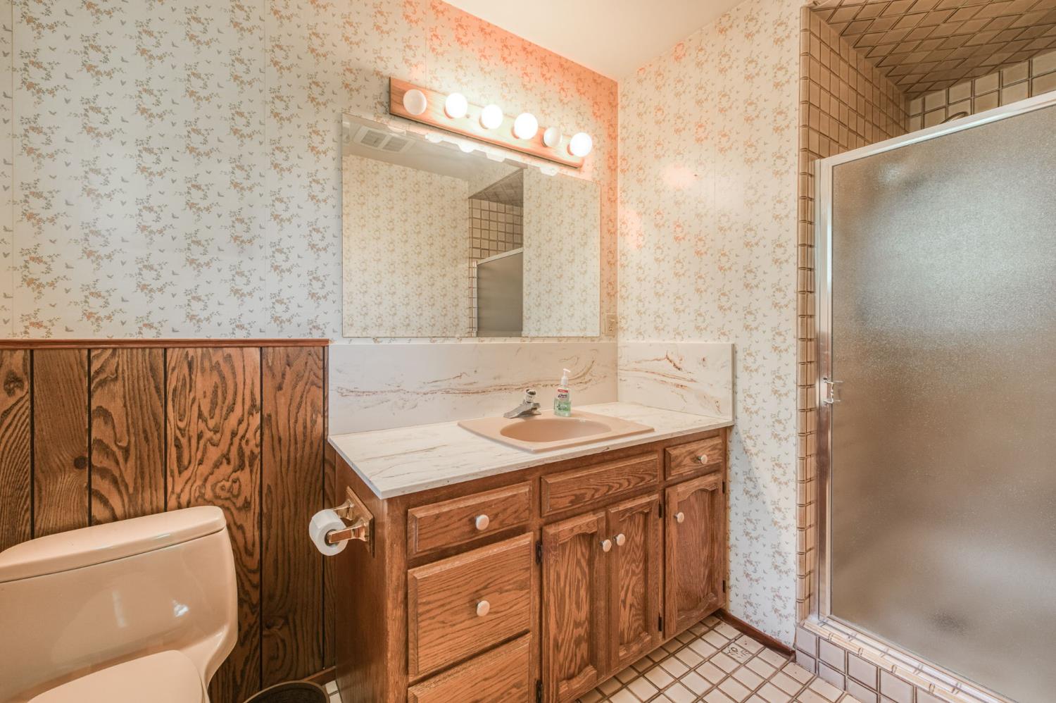 7895 W Mckinley Ave, Fresno, CA 93723