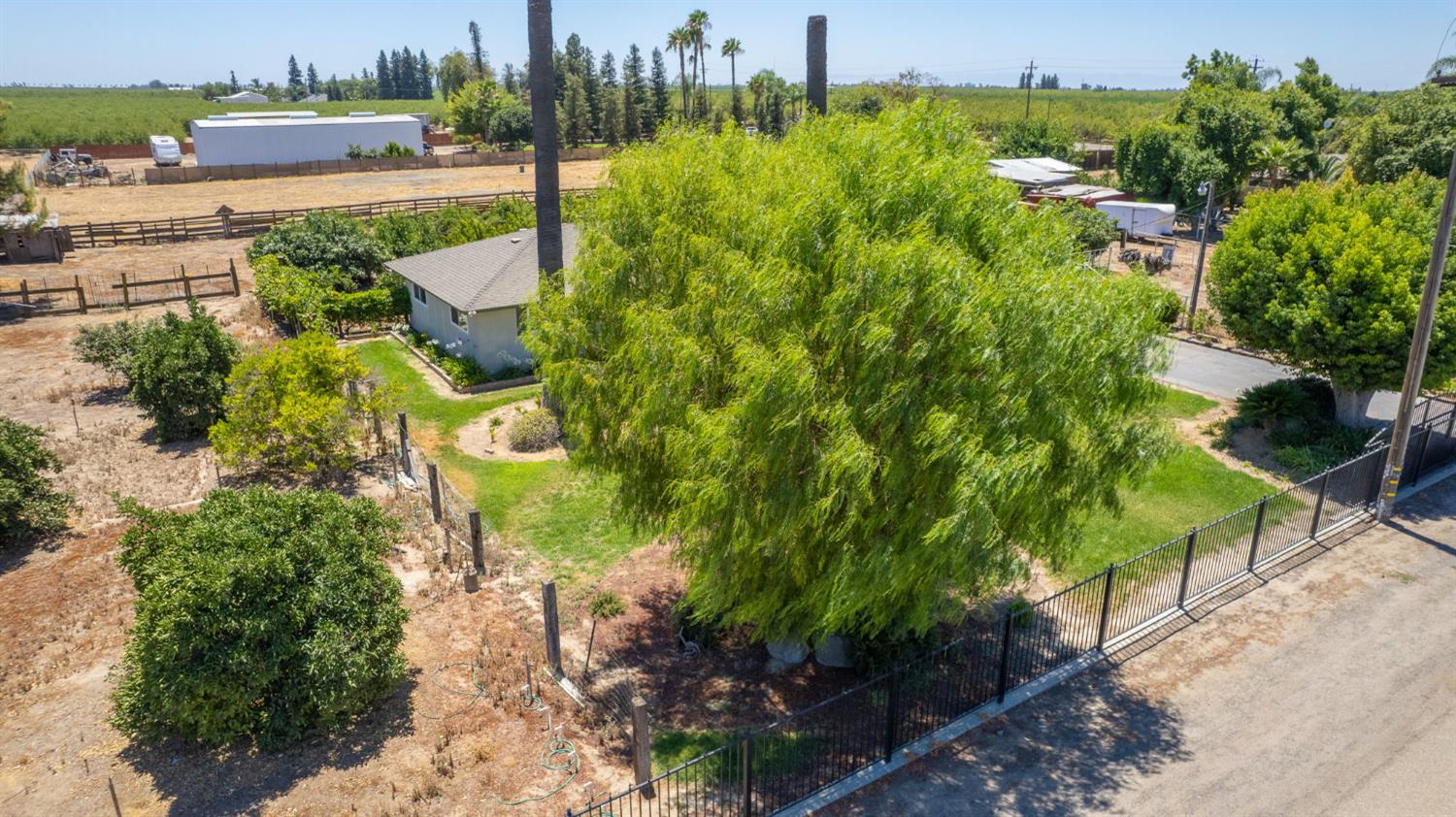 7895 W Mckinley Ave, Fresno, CA 93723