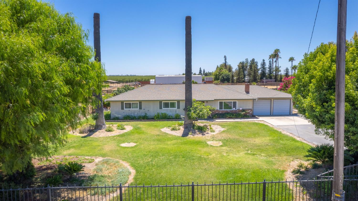 7895 W Mckinley Ave, Fresno, CA 93723