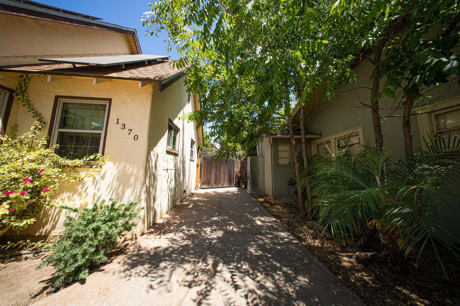 1370 N Van Ness Ave, Fresno, CA 93728