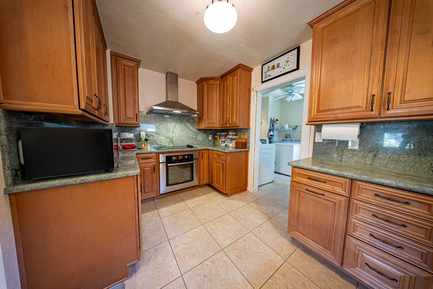 1370 N Van Ness Ave, Fresno, CA 93728