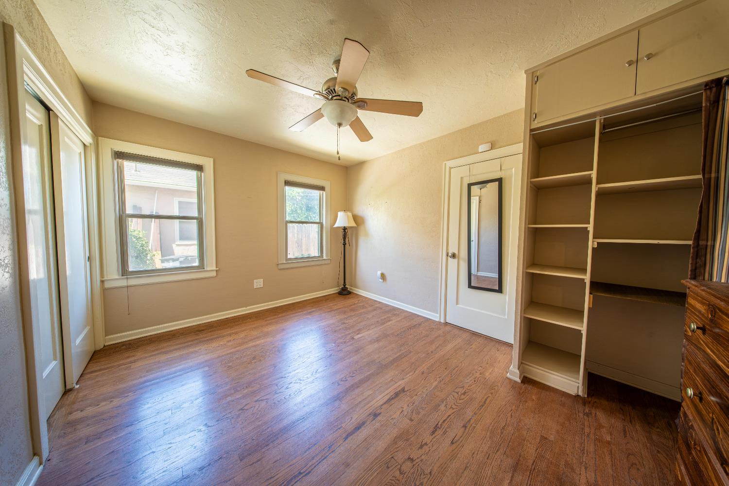 1370 N Van Ness Ave, Fresno, CA 93728