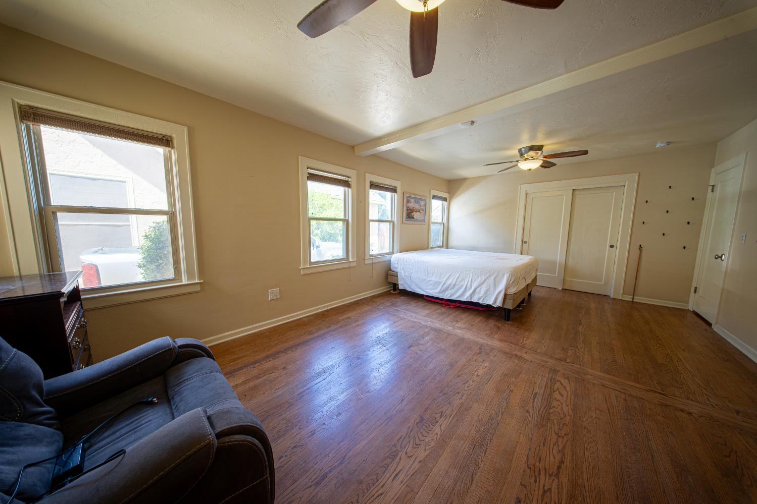 1370 N Van Ness Ave, Fresno, CA 93728