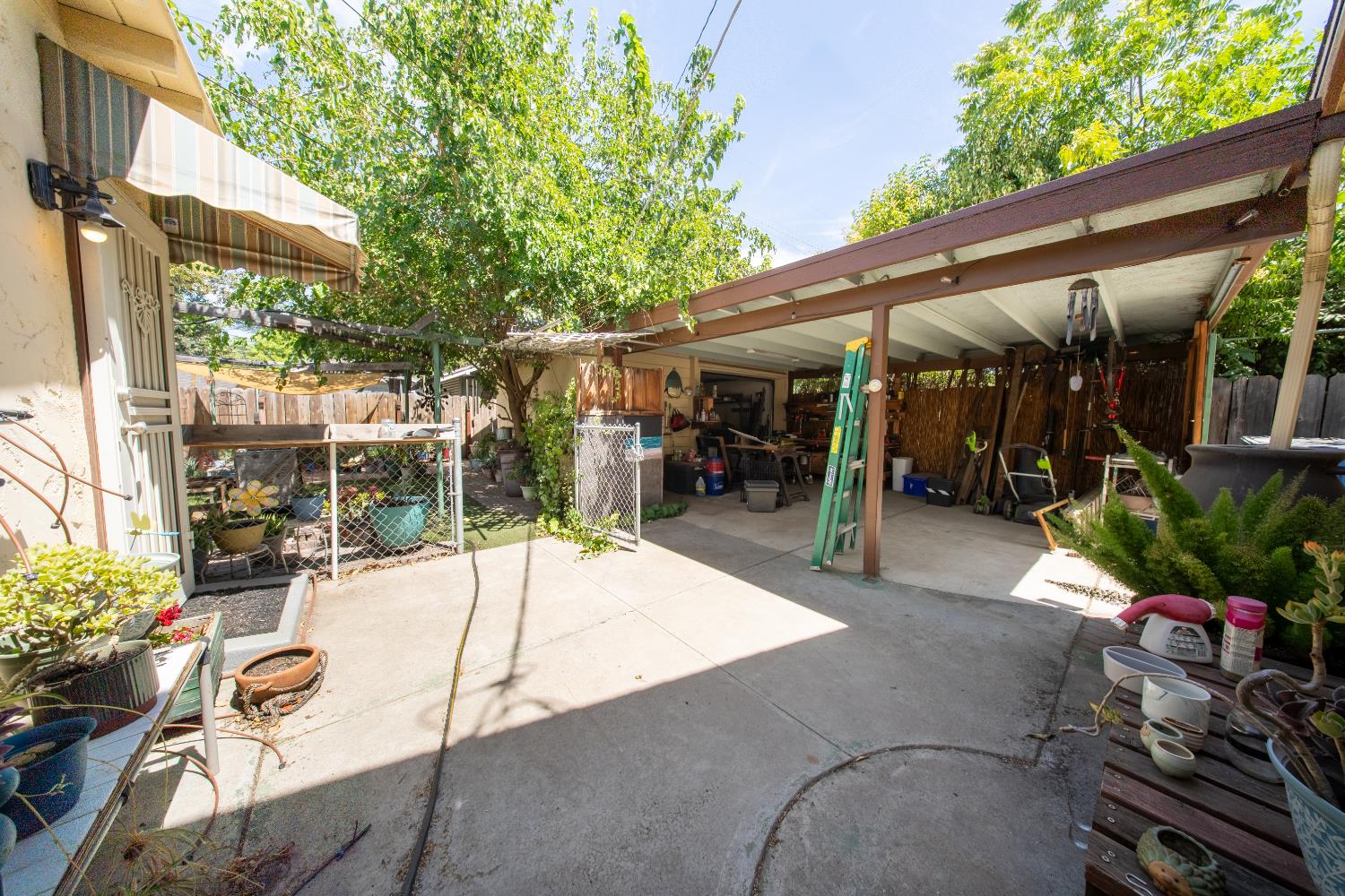 1370 N Van Ness Ave, Fresno, CA 93728